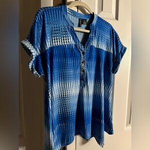 New Directions Blue Patterned Blouse
